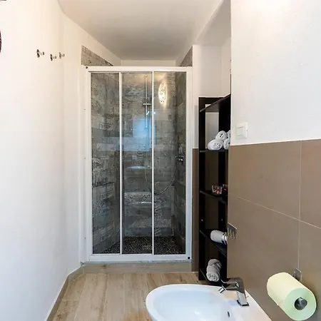 Rosemary's Apartamento Quercianella